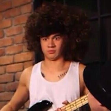 GO FOLLOW @Lukemyboob for more free follows