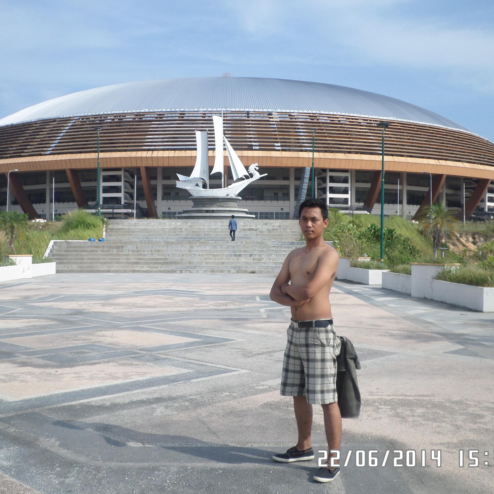 vugusanss's profile picture. Bekerja di Sinarmas grub