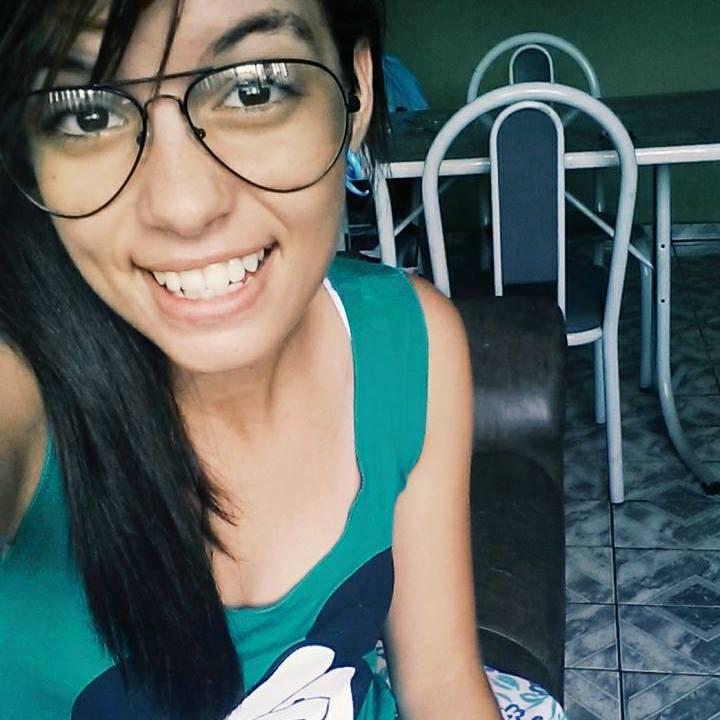 snap: m_silvah08
instagram: m_silvah08
facebook: Marcela Silva