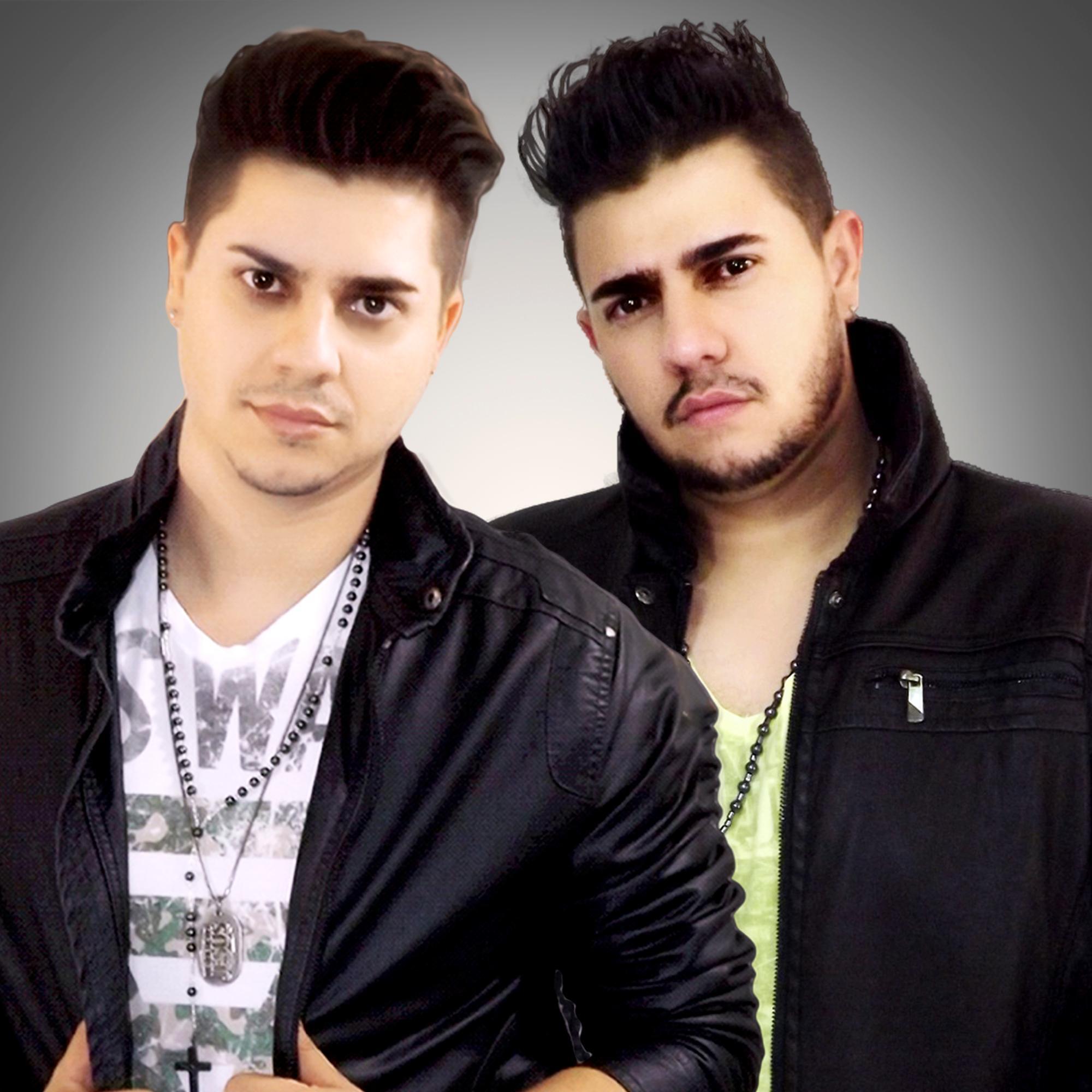 Twitter oficial da Dupla Henrique & Tadeu
Shows : (16) 99282-9764
email : henriqueetadeu@hotmail.com