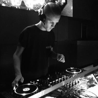 tomieh0's profile picture. Techno & Tech house DJ & Producer