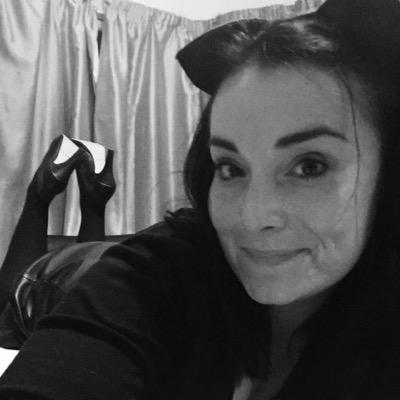 Company Director and kickboxer. Likes cooking, honesty, art, running, random acts of kindness, wine and laughing. FS digital marketing geek.