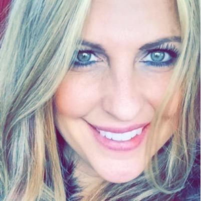 lipstickbuzz's profile picture. 