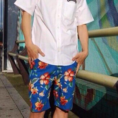「小説家になろう」で短編ばかり書いています。感想・評価等頂けると嬉しいです。レビュー貰うと喜びのあまり発狂します。↓のリンクから