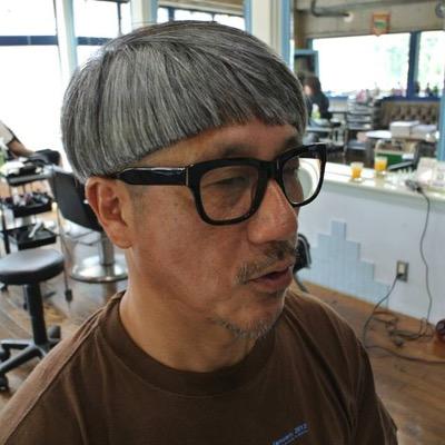 eebbiinnaa's profile picture. クリエイティブ系の仕事。趣味サーフィン。あと、シルクスクリーンが得意。家でＢ1のボスターが刷れるのだ！