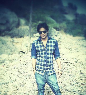 my self darshan deora..i am sweet boy. ..follow my step bro..
