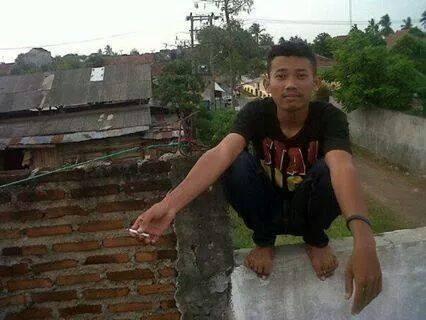 Riskha indah saryy loveyou:*