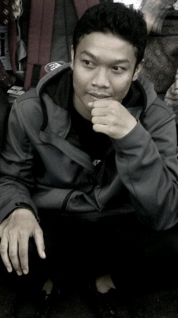 Harunur Rasyid Al-abrory 4 sudah lama lewat, mungkin sekarang 2 dan 3 itu hanya beda setingkat, dan segera ingat bahwa 8 mu itu sangat dekat