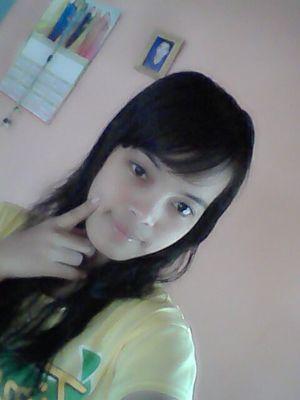 DedeMulyani19's profile picture. 