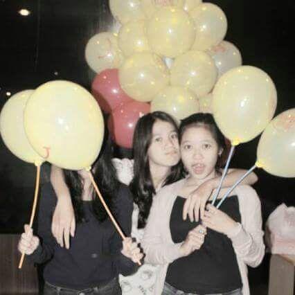 nisaalpiah's profile picture. 