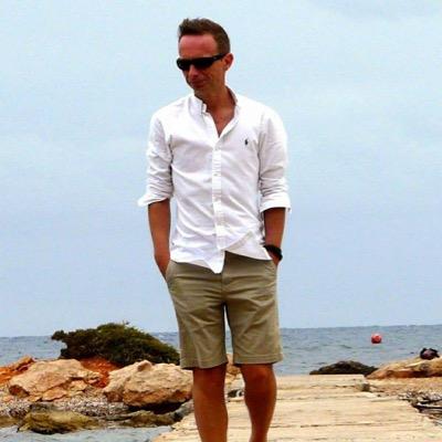 sven_jacobsen's profile picture. politiek geïnteresseerd tbv het algemeen welzijn en een goed management,  100% neutraal met een hekel aan elk onrecht en aan het verdoezelen van de waarheid.