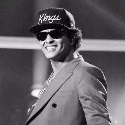 I love Bruno Mars❤ I'm a hooligan forever!