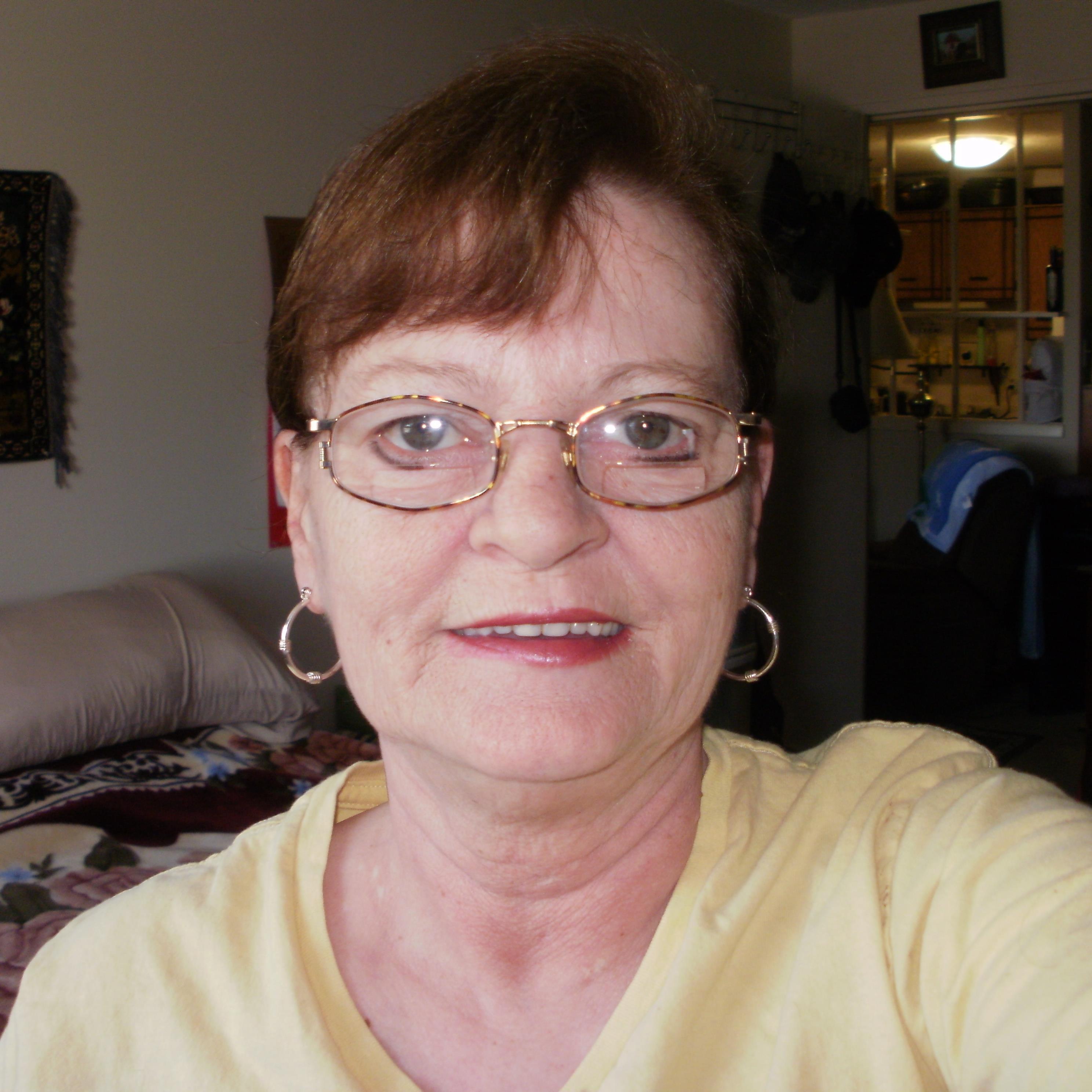 gloriadeleary@outlook.com