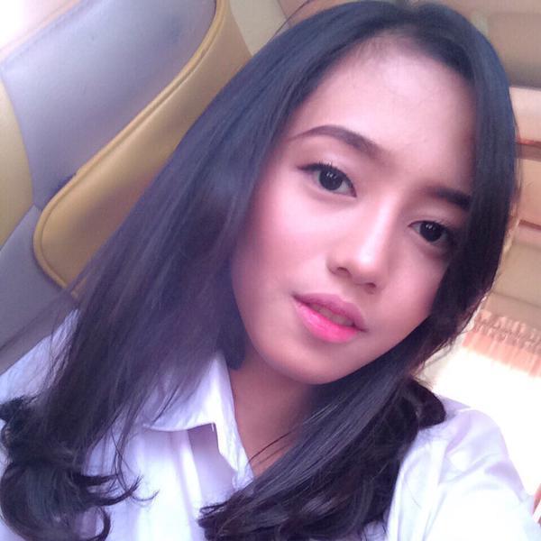 This Is Fanbase Dena Siti Rohyati From Bengkulu. You Can Call The Name Of Dena Fans is Dena Rainbow We Love @Dena_JKT48, And Support Her !