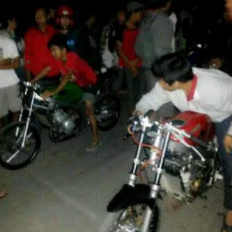 Kalo kaga sombong pasti follback !!! Mana nih cewe cowo racing ?? pin:31386508