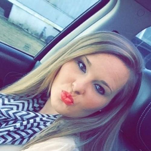 They call me Hope,I'm 23 years young I am blessed with 3 beautiful children,I live life to the fullest with my amazing finance