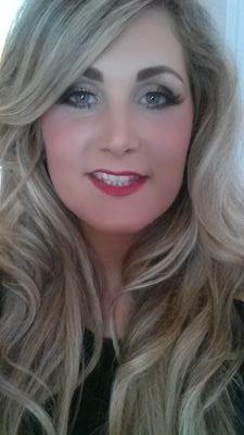 carleywillgoss's profile picture. 