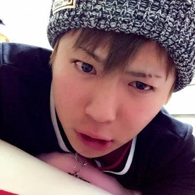 Twitter始めてみました。忍たま、ヘタリア、ボカロ、デジモンが好きな23歳です。畜産してます。趣味が会う人フォローお願い致します。詳しくはツイプロを見てね。