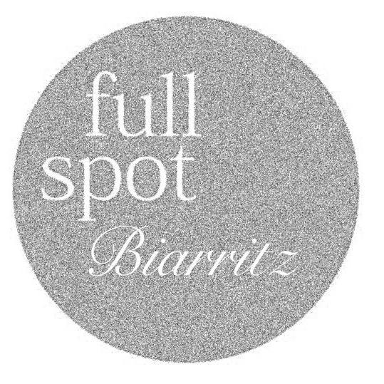 Fullspot Biarritz, Boutique Fun et Originale de sacs à mains et montres italiens...
10 place bellevue 64200 BIARRITZ
Facebook: FULLSPOT BIARRITZ