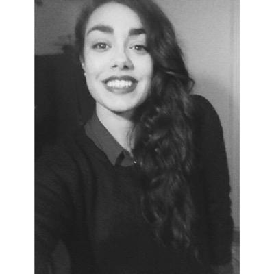 Vamonos lejos, perdámos entre nuestros besos.
