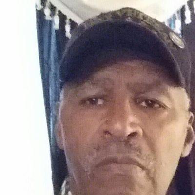 jameshalston85's profile picture. 