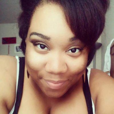 Thick is a shape, not a size.. #TeamNatural #RedHead