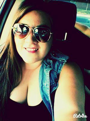 Hija, polola, hermana, tia, sobrina, prima ,nieta y Amiga... Viviendo los dias como si no tuvieran fin...