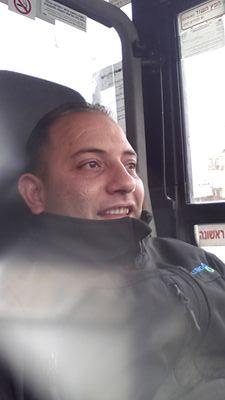 fareszina9's profile picture. 