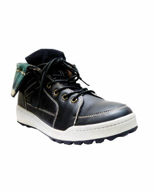 OffiahEmmanuel's profile picture. Deal on brand new foreign sneakers for purchase dial 08066791402or 07050935959{WE THE BEST}