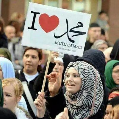 aishaaisha368's profile picture. 