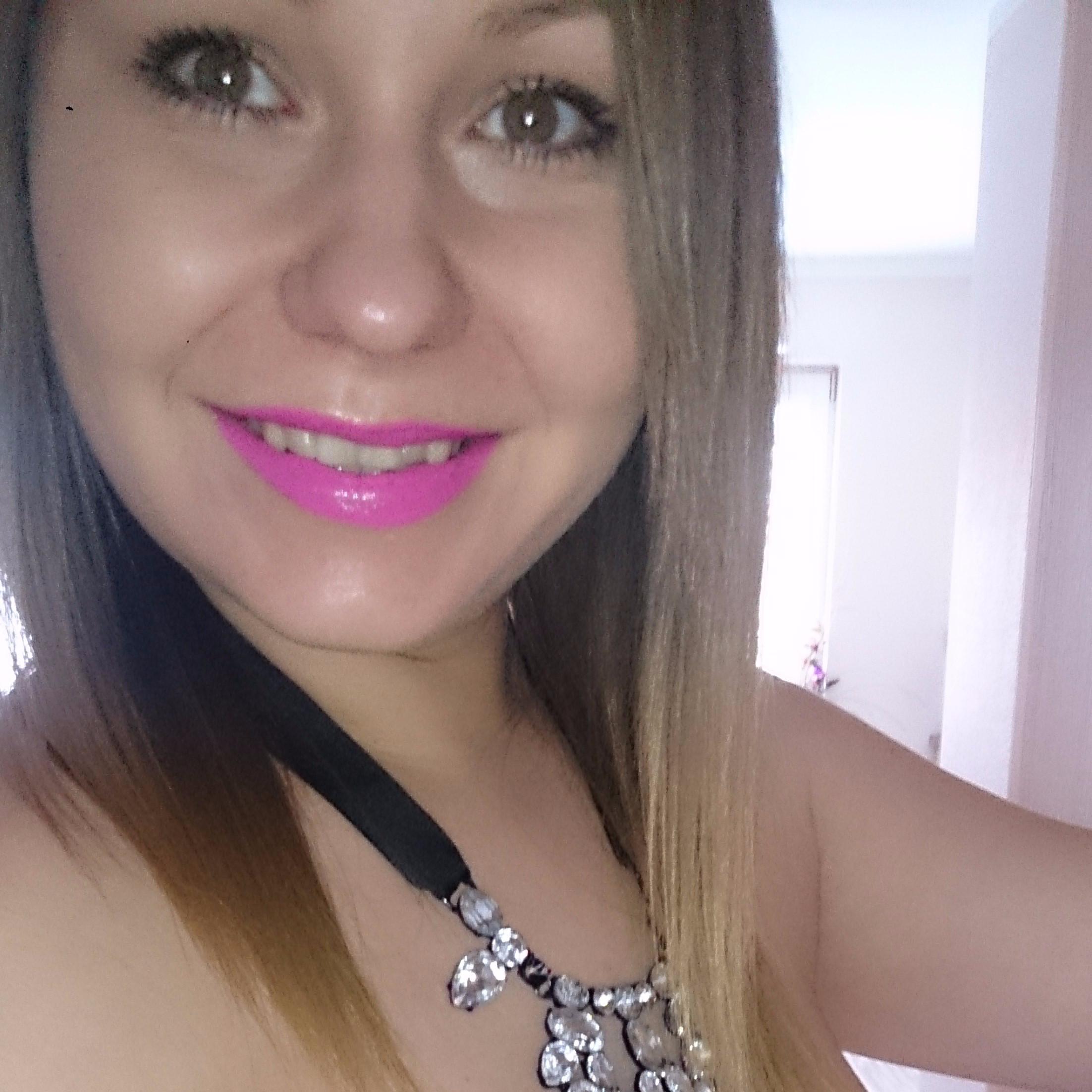 KikyKristine's profile picture. Neredzu iemeslu būt nelaimīgai, man pietiek bezkaunības būt laimīgai!