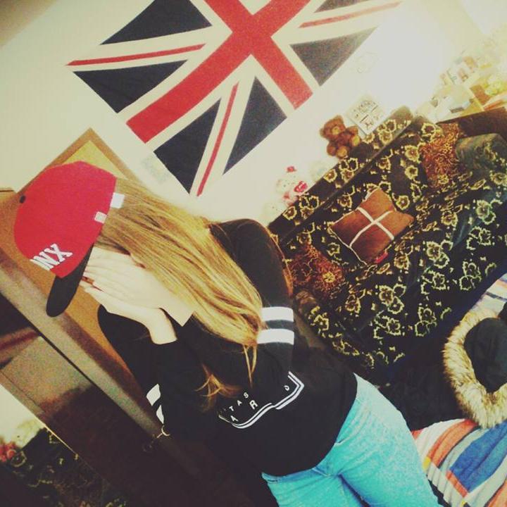 halloo .. my name is ivona my surname is brekalo.. ma birthday partty is 23.7 the rest does not matter. 3 follow me .. write me messages .. i love you