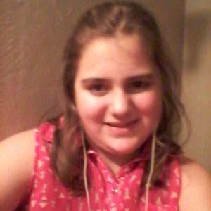 Profile Picture of Kirsten Heffner (@ChristinaHeffne) on Twitter