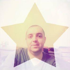 Ronaldoderuyter's profile picture. Wees jezelf. Laat zien wie je bent, wat je bent, waar je in gelooft. Laat dit doorschijnen in iedere boodschap die je vertelt.