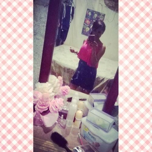 Enamorda de Dios, futura doctora el que me lleva la vida esta supueto a quedar loco tu nerviosa y yo trankila querida el sigue enamorado de mi ups amo ser asi