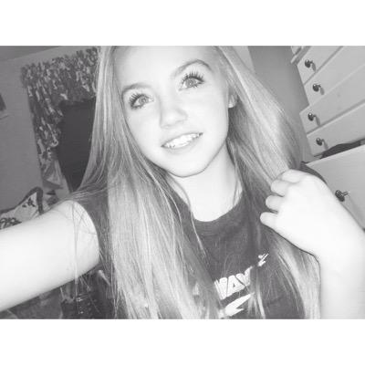 happieness is key☀️