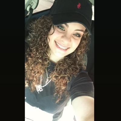 I'm humble, not friendly. #StayPretty #GoGetter ♏️ Too blessed to be skressed. Loving life❤️