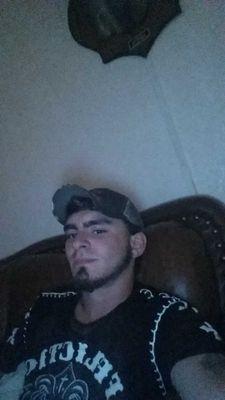 Bradley19B's profile picture. 