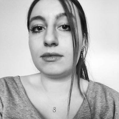 Eğer hayellerine inanırsan,yapabileceklerinin bir sınırı olmaz.(SAM WALTON)