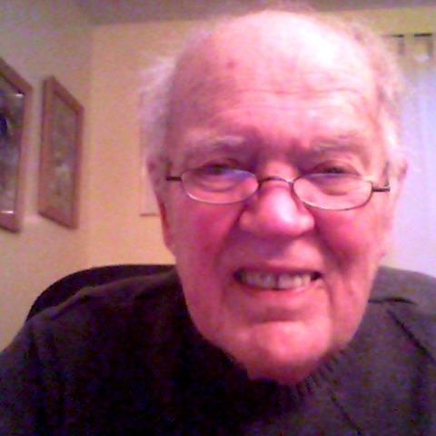 tombakerchs53's profile picture. 