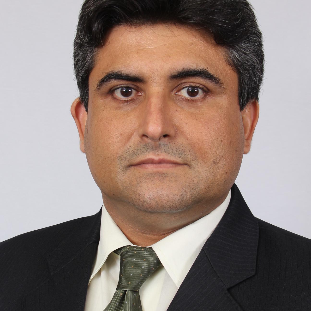 Sou médico da sec de saúde do Governo do DF
Sou diretor do sindmédico DF