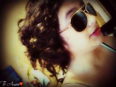 -' El corazon late rapido, colores y promesas ¿Como ser valiente? ¿Como puedo amar? cuando tengo miedo.♡
