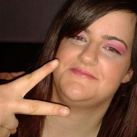 sandrinazumba's profile picture. sono su twitter solo e per alessandra amoroso