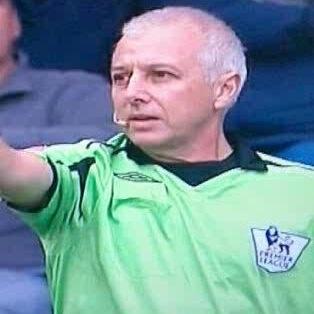 Former FIFA AR & Somerset FA Referee Coach. Somerset CCC fanatic. Spurs Fan. Glass normally half full but tell it as I see it
