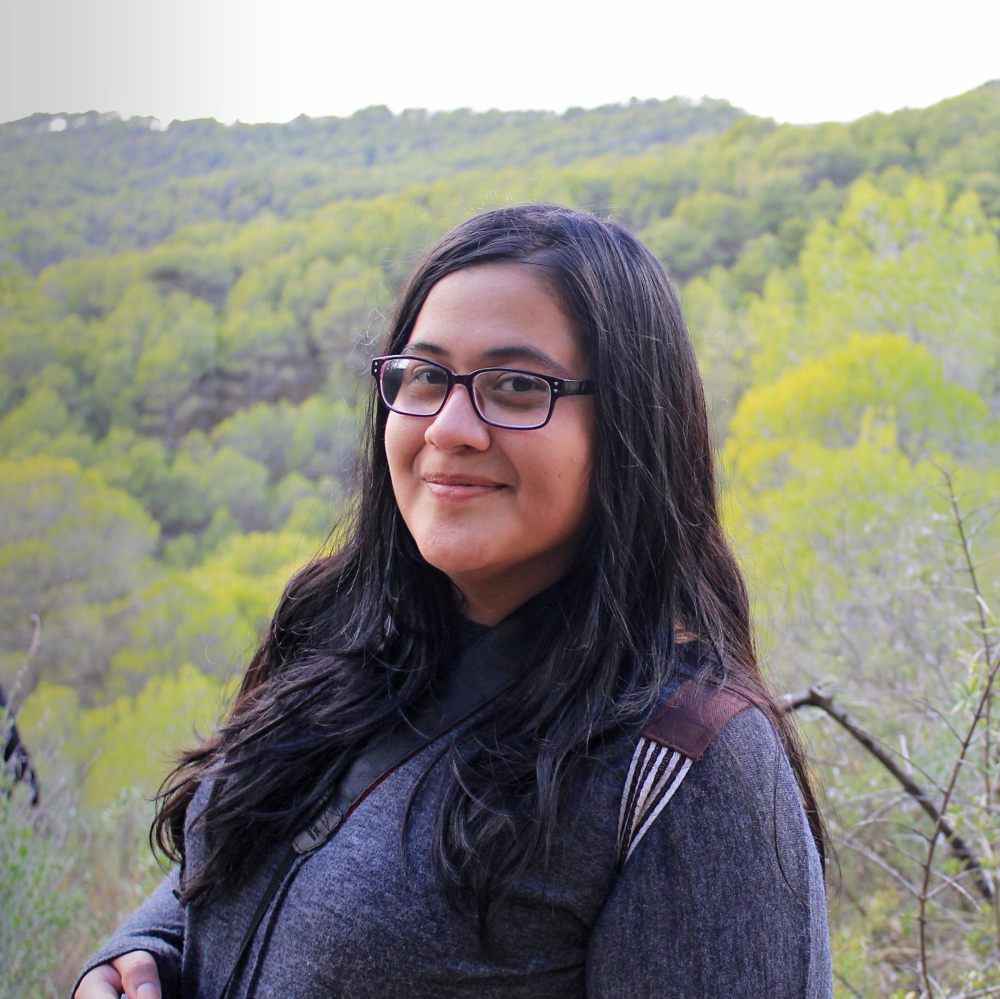 Comunicadora social venezolana, fotografa, multifacetica. Perdida en el mundo Audiovisual y necesitando rehabilitación para dejar de viajar. Mudada pa' Sevilla