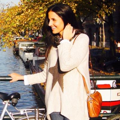 RhdRaquel's profile picture. 