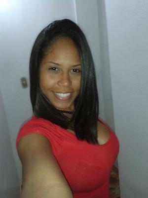 luzmezg's profile picture. 