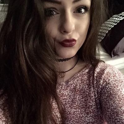 @ddlovato is bae ! 

TWITTER & TUMBLR FKD MY LIFE & EXAM RESULTS TBH LOL