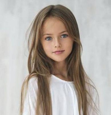 I am not alone now.My family may be little and broken, but nobody gets left behind or forgotten.(Rp,Oc,Nephilim,MV,Age 9) I have a twin @HalfDestiny_