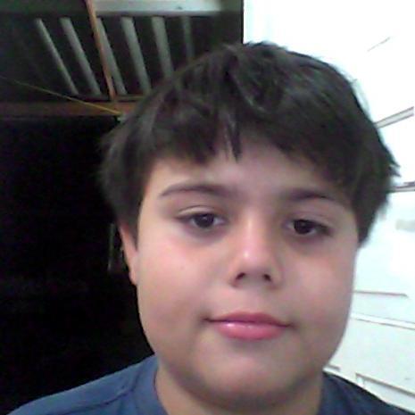 eu adoro videos de minecraft tenho 11 anos e gosto de canais de minecraft no youtube  como tazercraft e rezendeevi e authentic games e varios outros